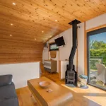 Ellerbeck Luxury Pod With Hot Tub At Fell View Park *