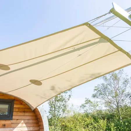 Ellerbeck Luxury Pod With Hot Tub At Fell View Park *