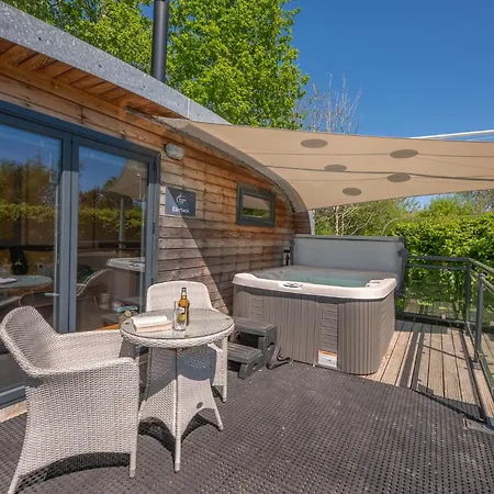 Ellerbeck Luxury Pod With Hot Tub At Fell View Park Kirkby Lonsdale