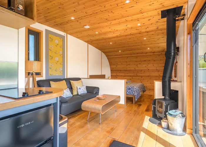 Ellerbeck Luxury Pod With Hot Tub At Fell View Park *