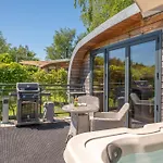 Appartement Ellerbeck Luxury Pod With Hot Tub At Fell View Park *