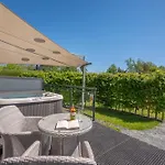 Ellerbeck Luxury Pod With Hot Tub At Fell View Park Appartement *
